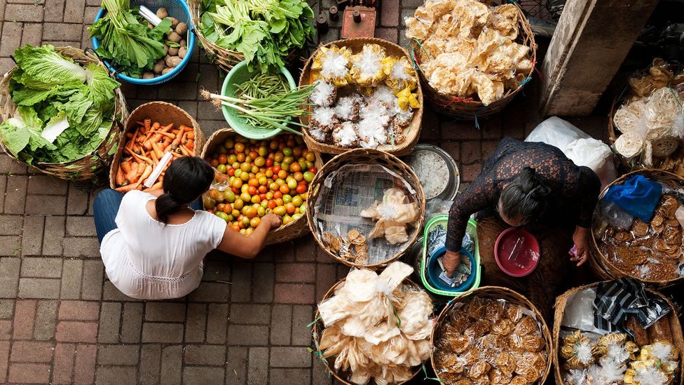 The public market in Ubud is a colourful place to shop for ingredients (Credit: Edmund Lowe/Alamy)