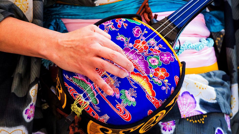 The foreigners keeping kabuki alive BBC Travel