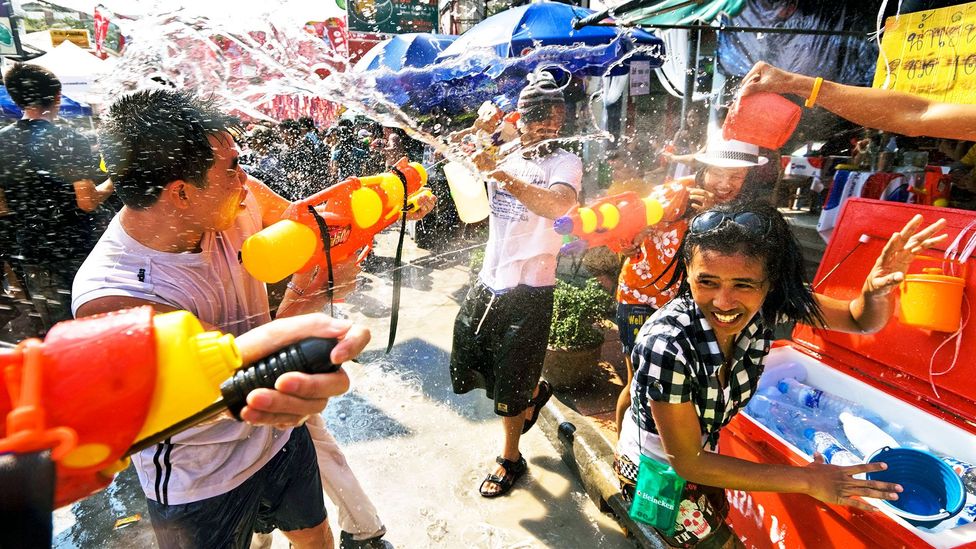 The world's biggest water fight (Credit: Kevin Foy/Alamy)