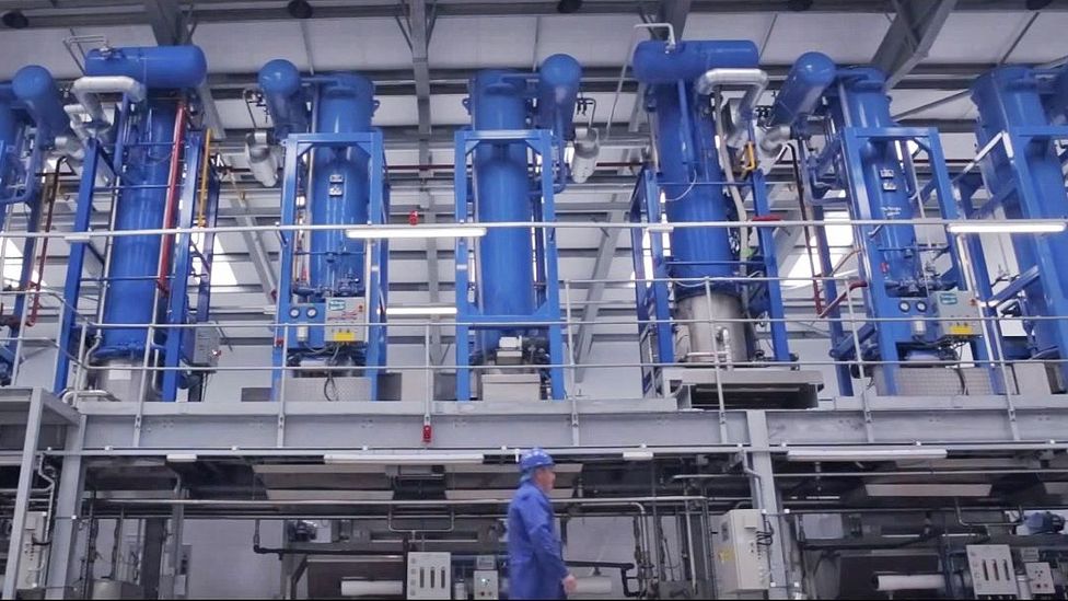 Why is this British company selling ice to Swedes? BBC Worklife