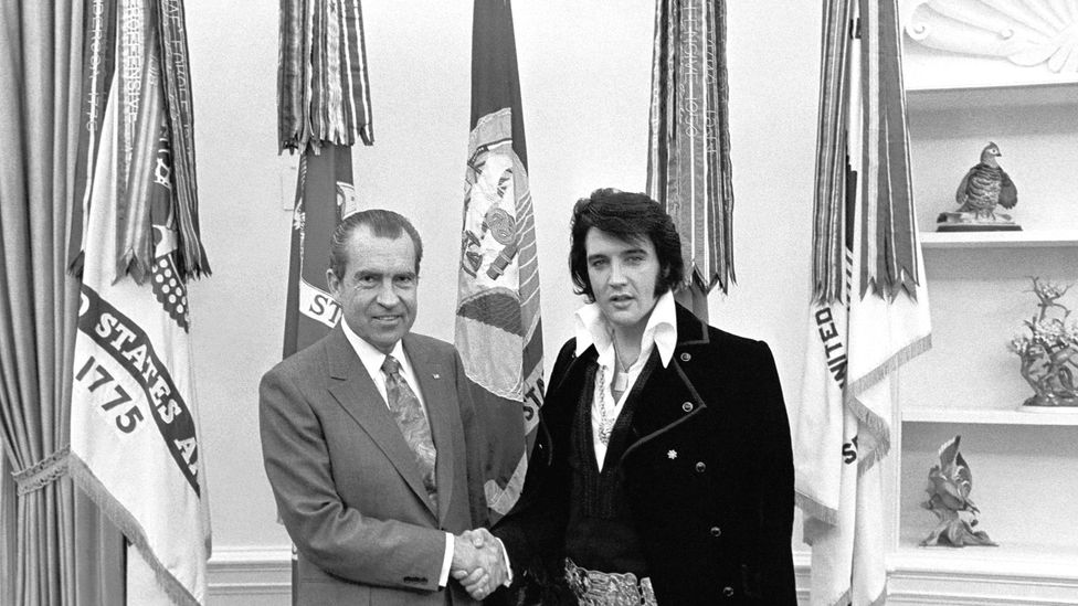 hacerte molestar comentario Compasión When Elvis met Nixon: The bizarre story behind this photo - BBC Culture