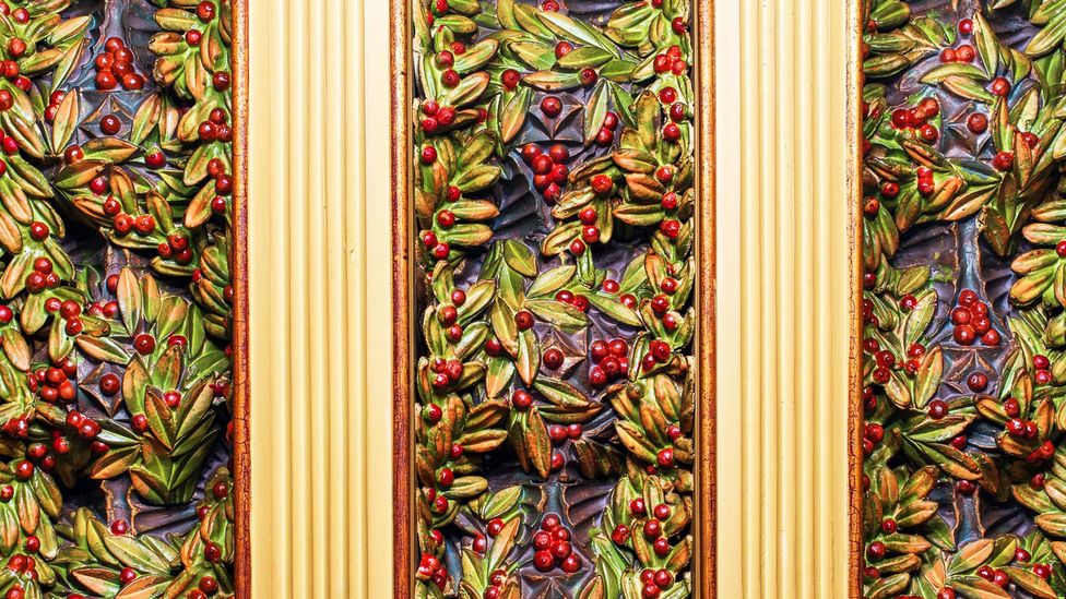 The ceiling design within Casa Vicens (Credit: Casa Vicens/Barcelona 2016/Pol Viladoms) The ceiling design within Casa Vicens (Credit: Casa Vicens/Barcelona 2016/Pol Viladoms)