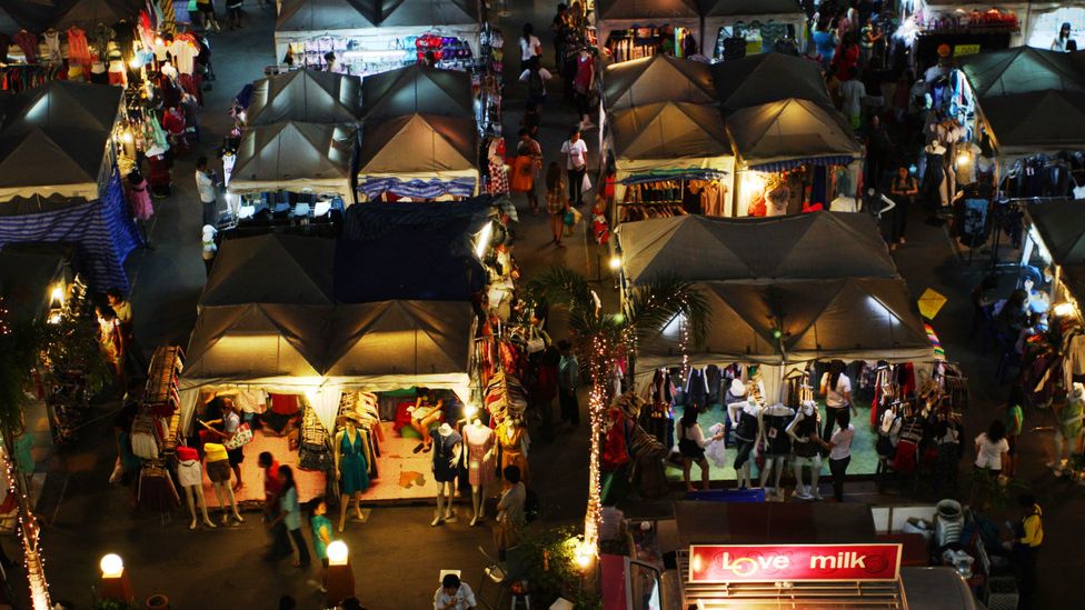 On Nut was a well-loved night market that closed in October 2015 (Credit: Aroon Thaewchatturat/Alamy)