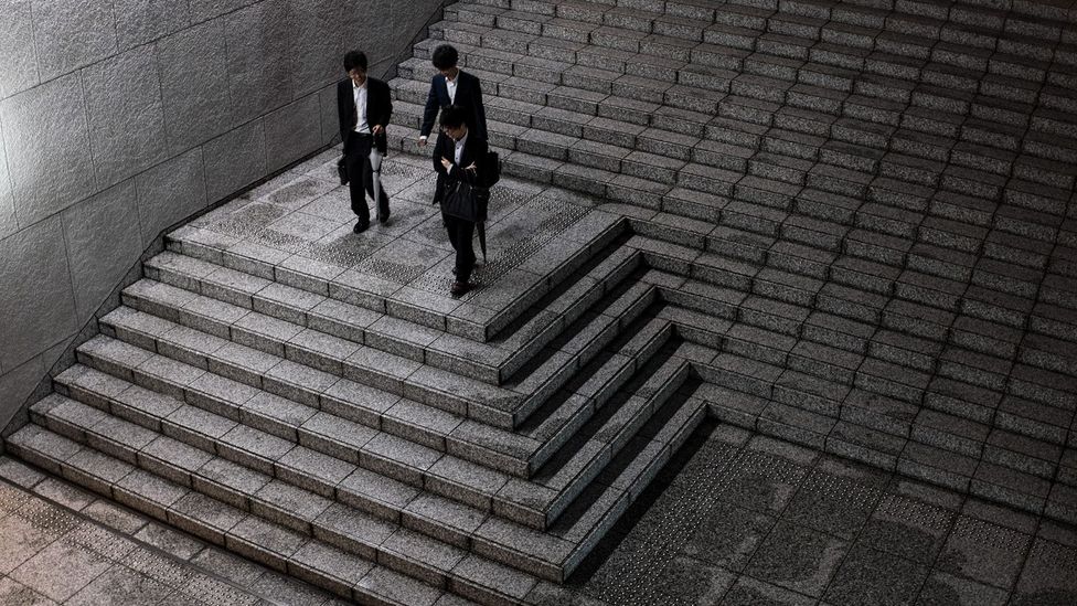 For foreign managers, responding to progress with accolades can be tempting but can cause bosses and workers to lose face, says Schweitzer (Credit: Getty Images) For foreign managers, responding to progress with accolades can be tempting but can cause bosses and workers to lose face, says Schweitzer (Credit: Getty Images)