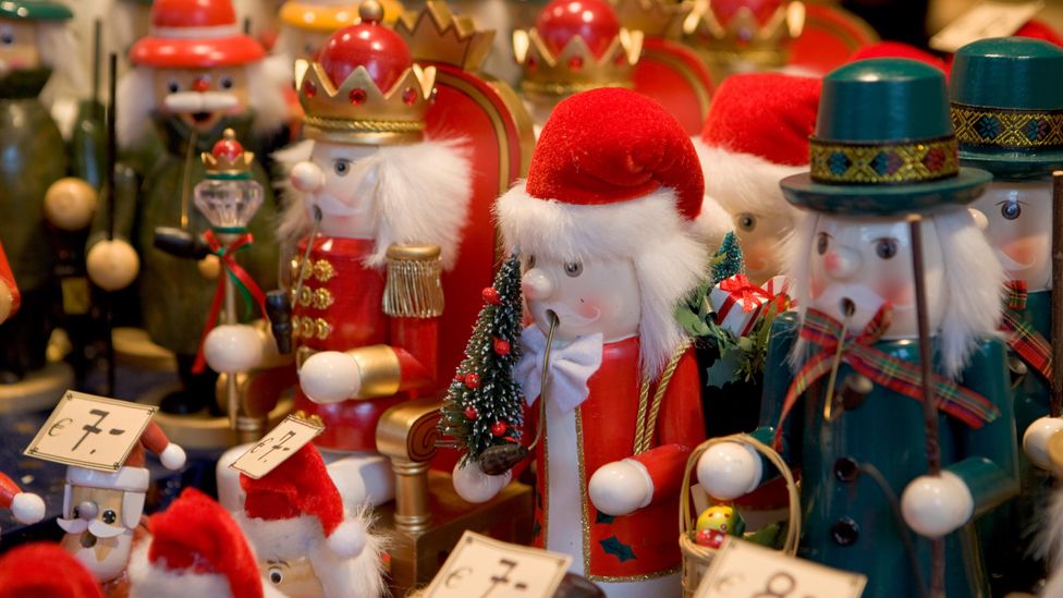 The last few years, holiday sales have been weak, prompting aggressive efforts to compete for limited consumer spending (Credit: Alamy) The last few years, holiday sales have been weak, prompting aggressive efforts to compete for limited consumer spending (Credit: Alamy)
