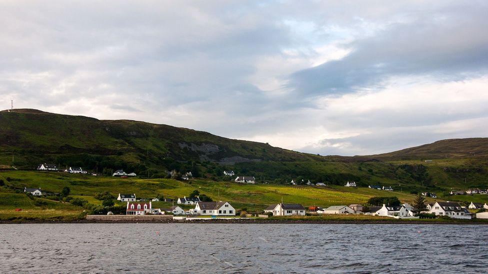 Looking back at Uig – and at the last glimpses of civilisation (Credit: Amanda Ruggeri) Looking back at Uig – and at the last glimpses of civilisation (Credit: Amanda Ruggeri)