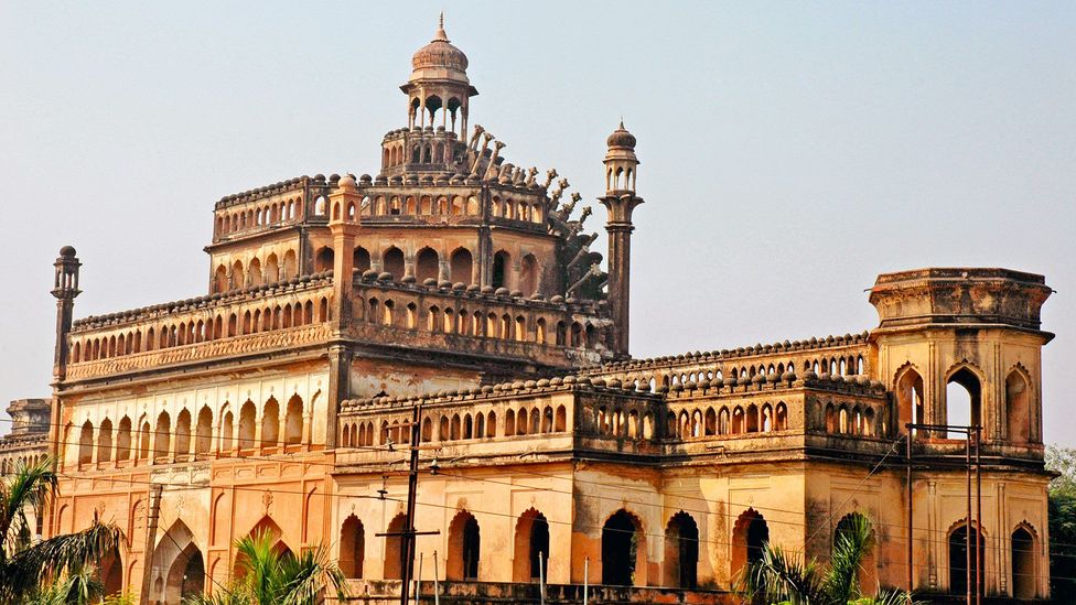 The ruling nawabs sponsored the construction of monuments such as the Rumi Darwaza, an entrance to the city (Credit: IndiaPicture/Alamy)