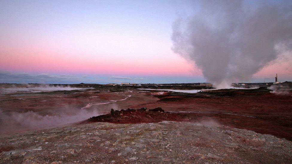 We pass geothermal fields that spew huge plumes of steam into the air and the rotten-egg smell of sulphur is everywhere (Credit: Chris Baraniuk) We pass geothermal fields that spew huge plumes of steam into the air and the rotten-egg smell of sulphur is everywhere (Credit: Chris Baraniuk)