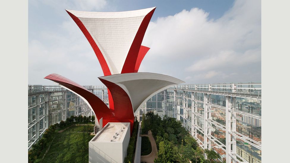 CapitaGreen, Singapore, by Toyo Ito (2012-14) CapitaGreen, Singapore, by Toyo Ito (2012-14)