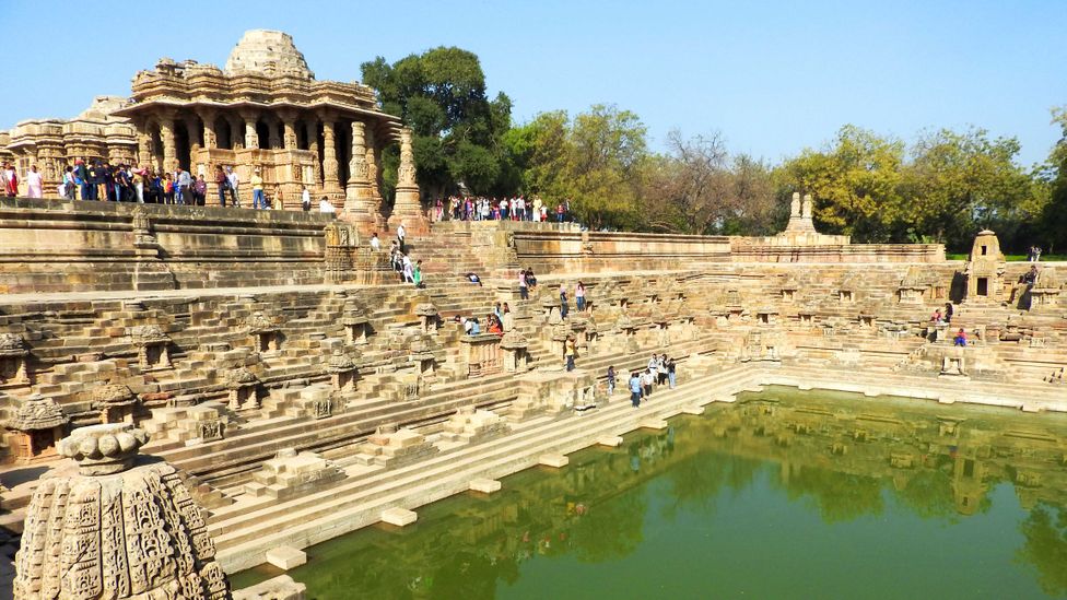Some of the better-preserved stepwells are becoming tourist attractions (Credit: Charukesi Ramadurai)