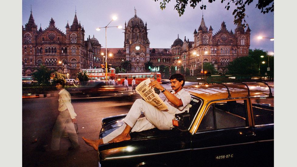 Mumbai, India, 1996 (Credit: Steve McCurry/Magnum Photos)