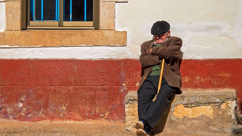 Changing the workday would threaten Spaniards' customary siesta (Credit: Ignacio Perez Diez/Getty)