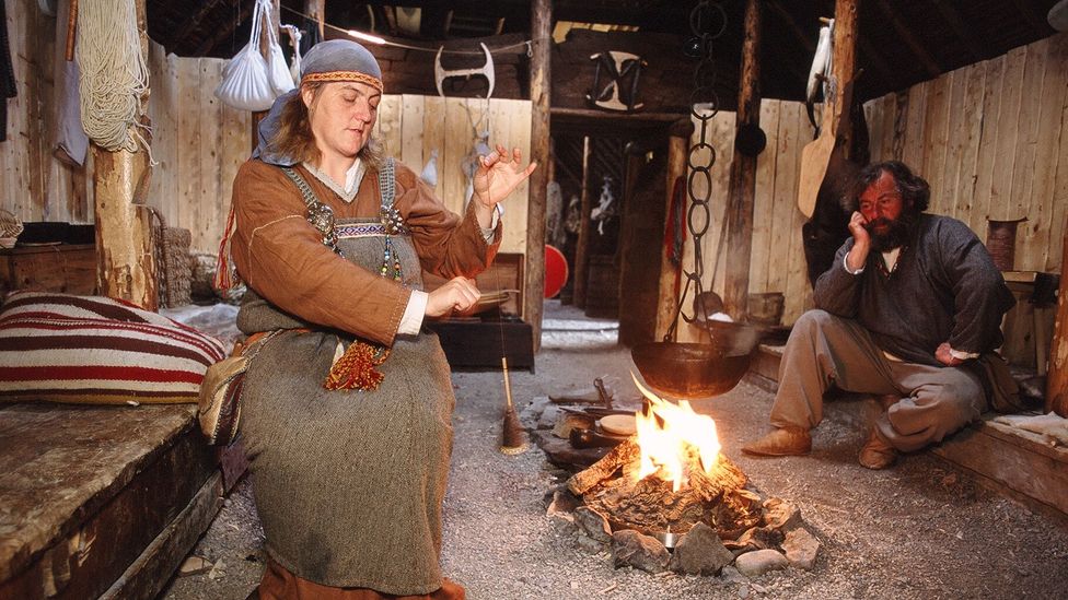 Costumed reenactors illustrate Viking life at L’Anse Aux Meadows (Credit: Parks Canada) Costumed reenactors illustrate Viking life at L’Anse Aux Meadows (Credit: Parks Canada)