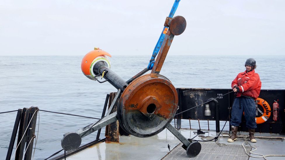 Due to the force of the flows, the recording instruments need to be tough (Credit: Roberto Gwiazda/MBARI) Due to the force of the flows, the recording instruments need to be tough (Credit: Roberto Gwiazda/MBARI)