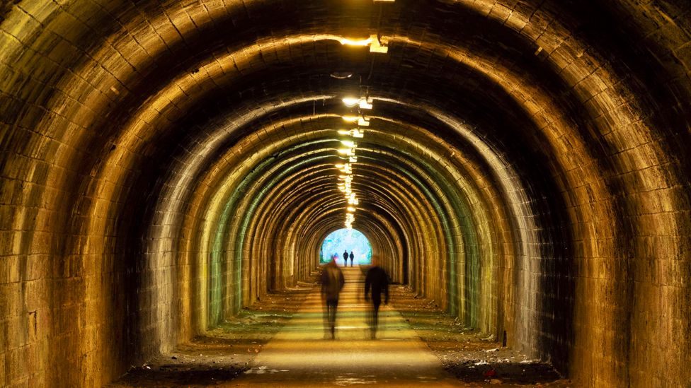 Thinking in contradictory ways can help a manager avoid tunnel vision, and help us be more prepared to seize unexpected opportunities as they arise (Credit: Getty Images)