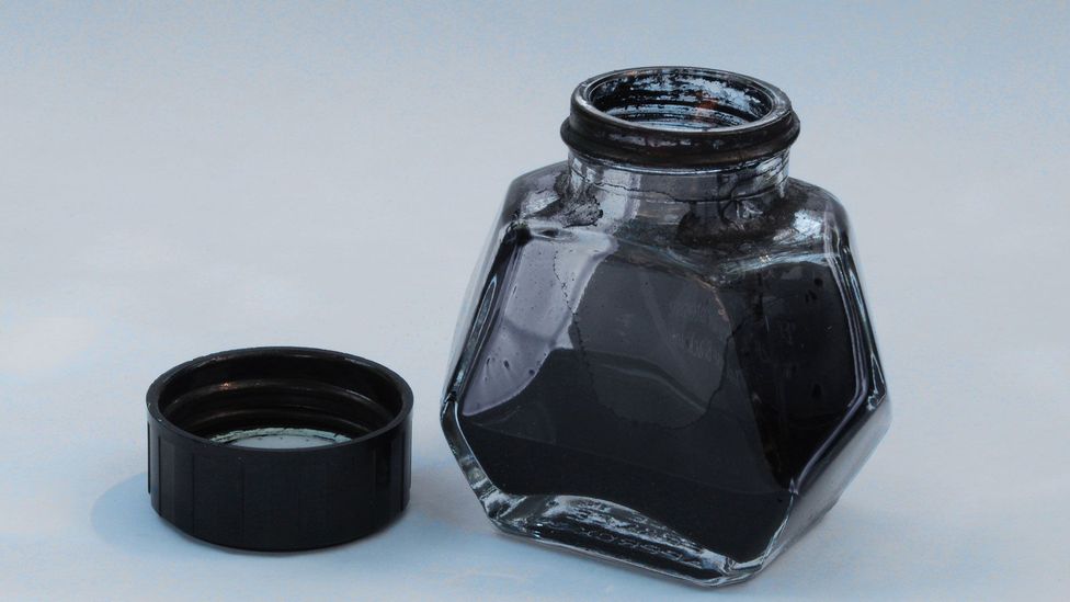 Those who are more open to experience are more likely to use the word "ink" (Credit: Wikimedia Commons/Eric Magnan) Those who are more open to experience are more likely to use the word "ink" (Credit: Wikimedia Commons/Eric Magnan)