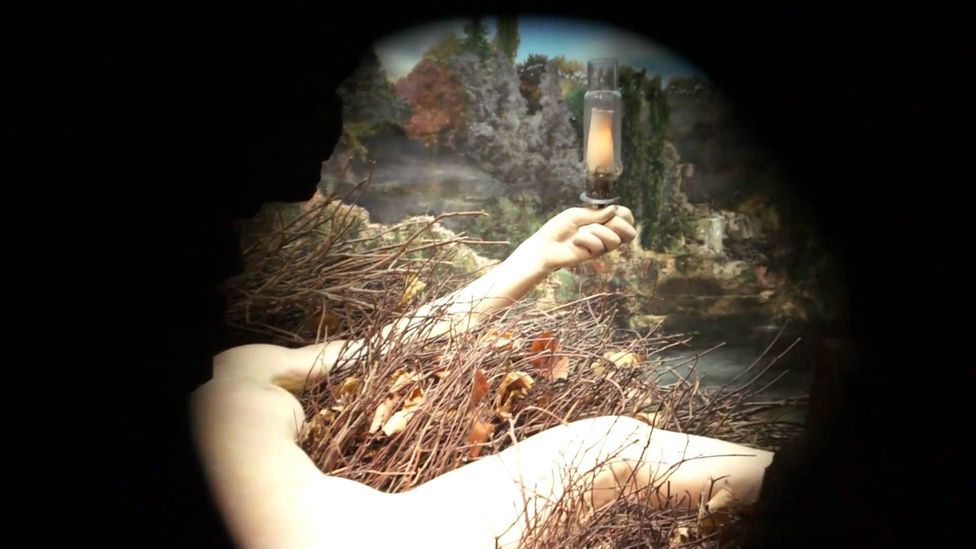 Dalí helped Duchamp with his final work, the large-scale piece Étant donnés, which is a tableau of a naked woman that can be glimpsed only through a peephole (Credit: Wikipedia) Dalí helped Duchamp with his final work, the large-scale piece Étant donnés, which is a tableau of a naked woman that can be glimpsed only through a peephole (Credit: Wikipedia)