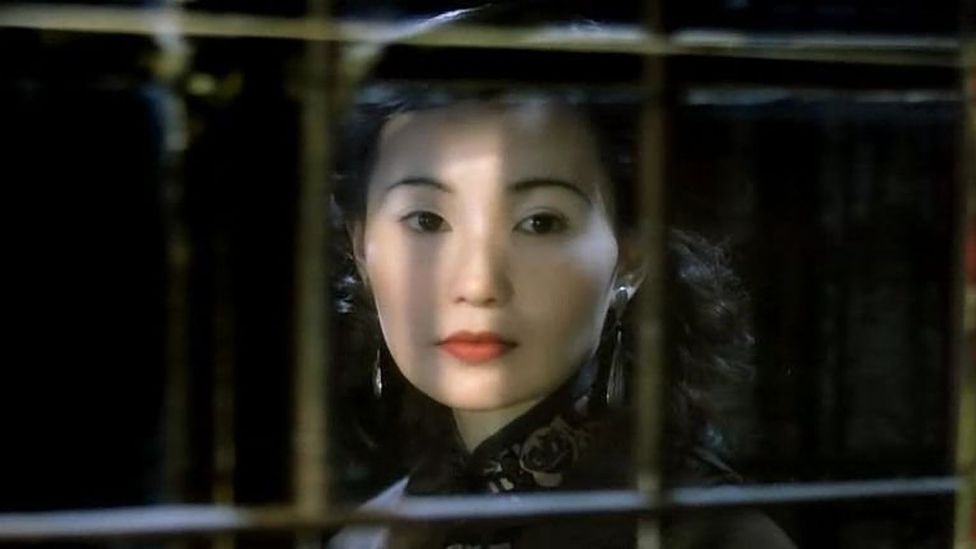 Maggie Cheung played Ruan Lingyu in Stanley Kwan’s Centre Stage, which mixes reenactments of moments from Ruan’s life with archive footage (Credit: Alamy)