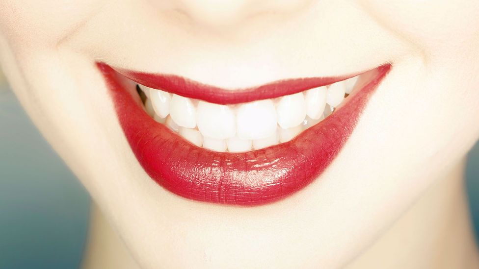 Why white teeth mean they are healthy - BBC