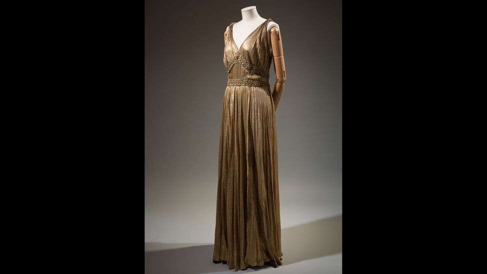 A metallic dress by the House of Paquin has a waist measurement of 31 inches, proving that some designers were catering to larger sizes (Credit: The Museum at FIT)