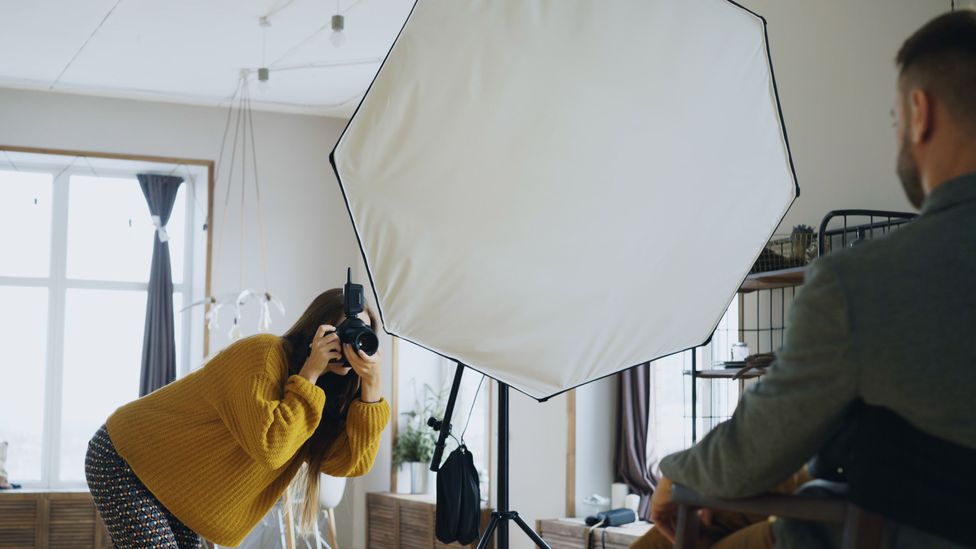 Portraiture for internet dating profiles is growing in popularity with clients paying over £150 an hour for a shoot(Credit: Getty Images)