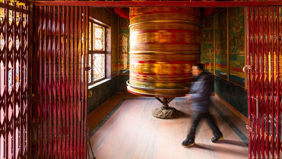 How I learned to go in circles in Kathmandu BBC Travel