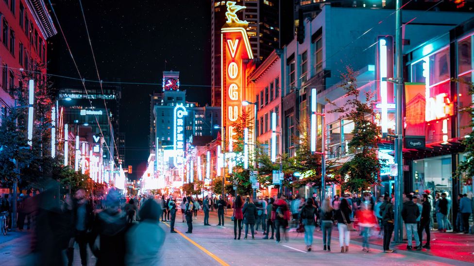 North America'S Unexpected Neon Jungle - Bbc Travel