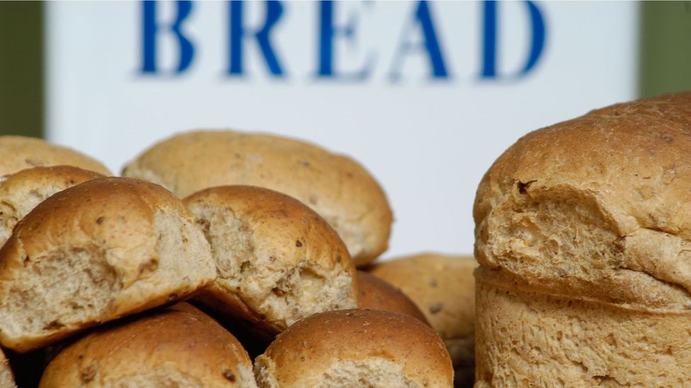 Bread Rolls перевод. Bap Bread. Булка «Неманская». Лента английский хлеб. Как будет по английски хлеб