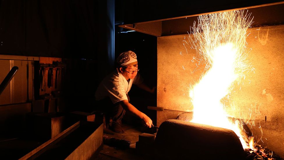 Each blade may take a month to produce through many iterations of this process (Credit: Getty Images) Each blade may take a month to produce through many iterations of this process (Credit: Getty Images)