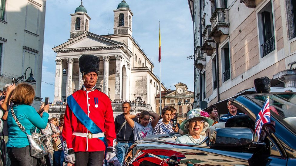 During British Day Schio, actors dress as key British figures, including Queen Elizabeth II (Credit: Rossi Thomson)