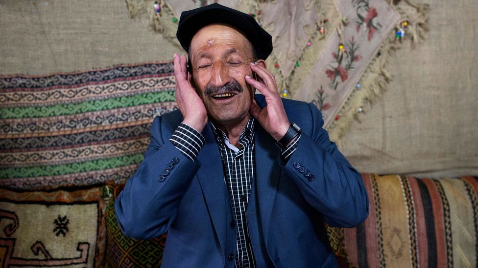 The kilams often focus on love or war, heroes or traitors, and the divisions and relationships between different Kurdish factions (Credit: umut kacar/Alamy) The kilams often focus on love or war, heroes or traitors, and the divisions and relationships between different Kurdish factions (Credit: umut kacar/Alamy)