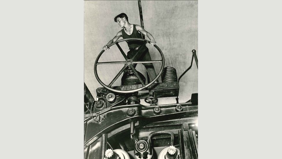 Arkady Shaikhet, Komsomol Member at the Wheel, Balakhna, 1929 (Credit: Copyright the artist courtesy Atlas Gallery) Arkady Shaikhet, Komsomol Member at the Wheel, Balakhna, 1929 (Credit: Copyright the artist courtesy Atlas Gallery)
