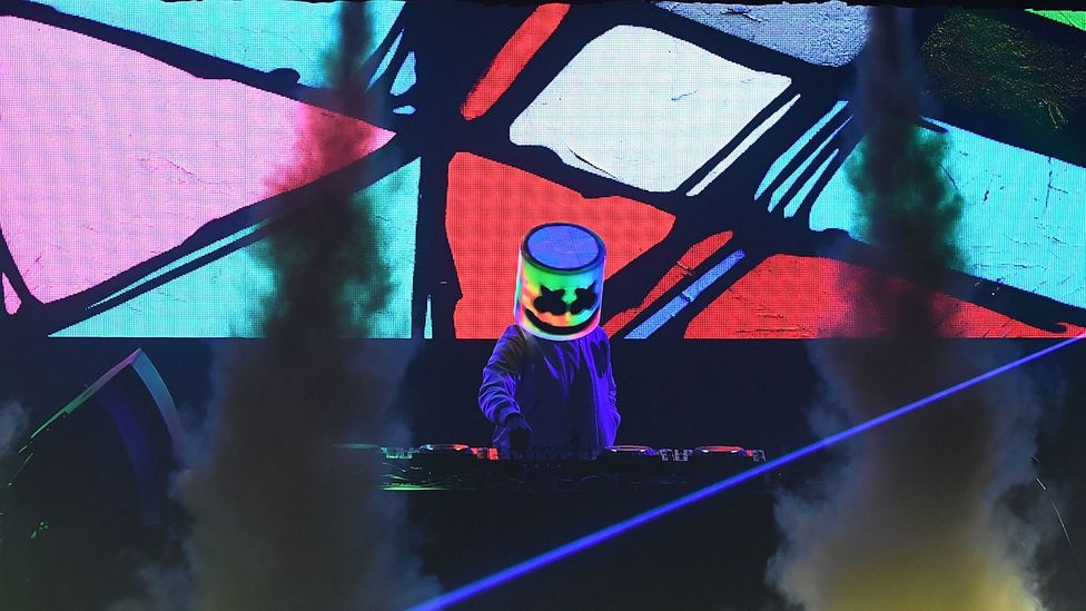 How DJ Marshmello’s Fortnite event could change music - BBC Culture