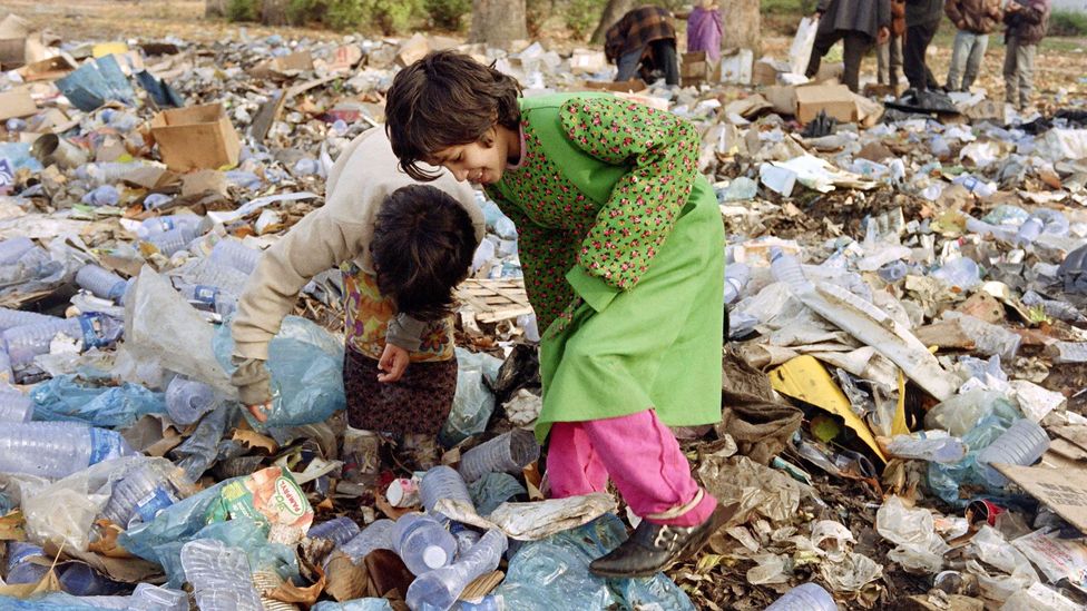 Some people in Sarajevo were so dependent upon the UN for food during the seige that they were forced to scavange in its rubbish for morsels to eat (Credit: Getty Images)