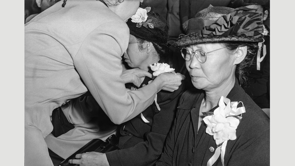 Tōyō Miyatake, Memorial Service, July 1944 (Credit: Toyo Miyatake Studio) Tōyō Miyatake, Memorial Service, July 1944 (Credit: Toyo Miyatake Studio)