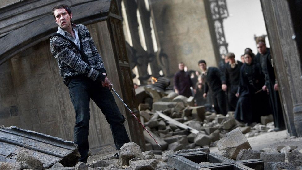 Neville Longbottom'un Hogwarts Savaşı sırasında Gryffindor Kılıcı'nı üretme yeteneği, onun 'gerçek bir Gryffindor' olduğunu gösterdi (Kredi: Alamy)