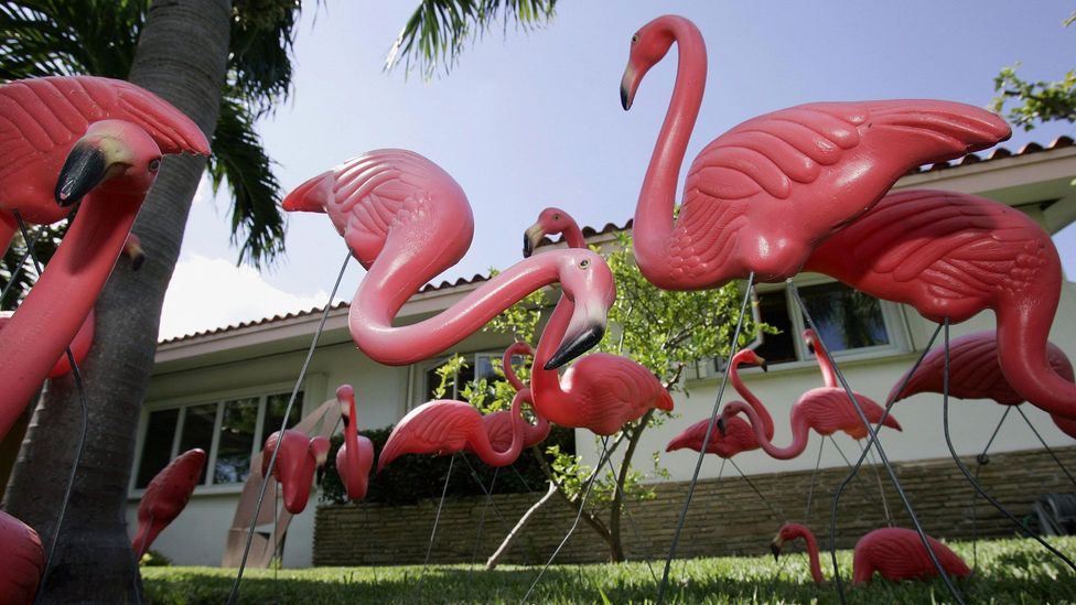 Blow Mold Pink Flamingos Yard Decorations The Original Don Featherstone Pair 