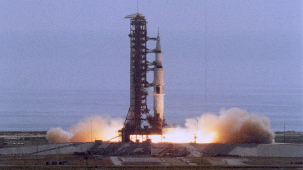 Moon hoax? Five reasons why the landings were real - BBC Reel