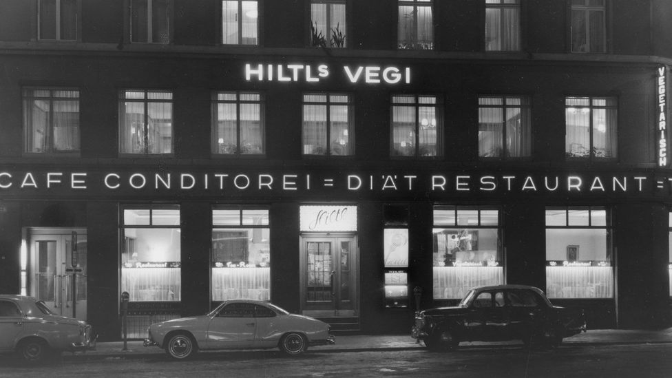 Haus Hiltl struggled financially in its early years despite increasing public interest in healthy living among the Swiss (Credit: Haus Hiltl)