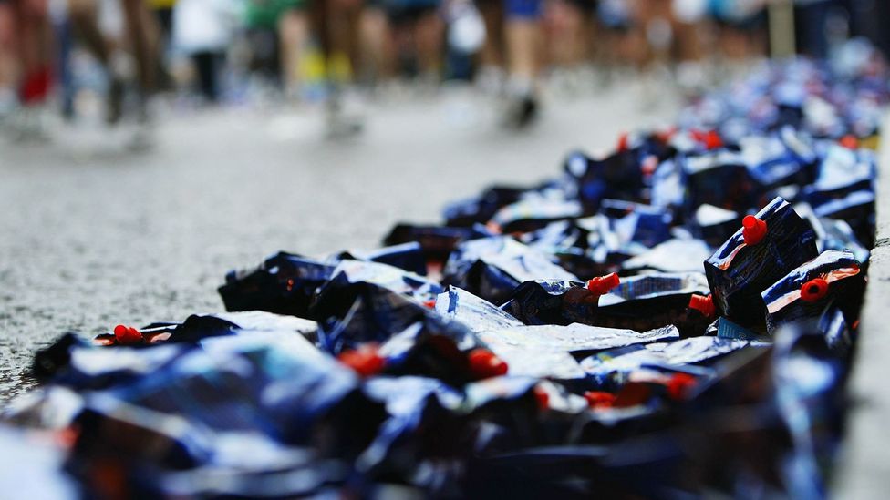 The London Marathon also has to deal with a huge amount of plastic waste from discarded drink packs (Credit: Getty Images)