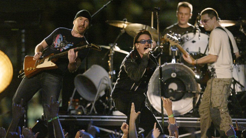 U2 U2