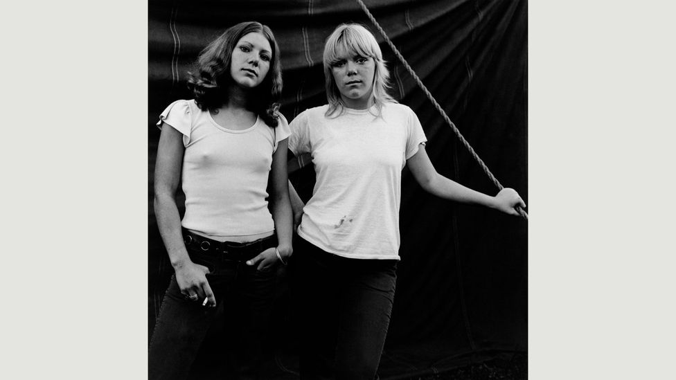 Susan Meiselas, Debbie and Renee, Rockland, Maine, USA, 1972 (Credit: Susan Meiselas / Magnum Photos)