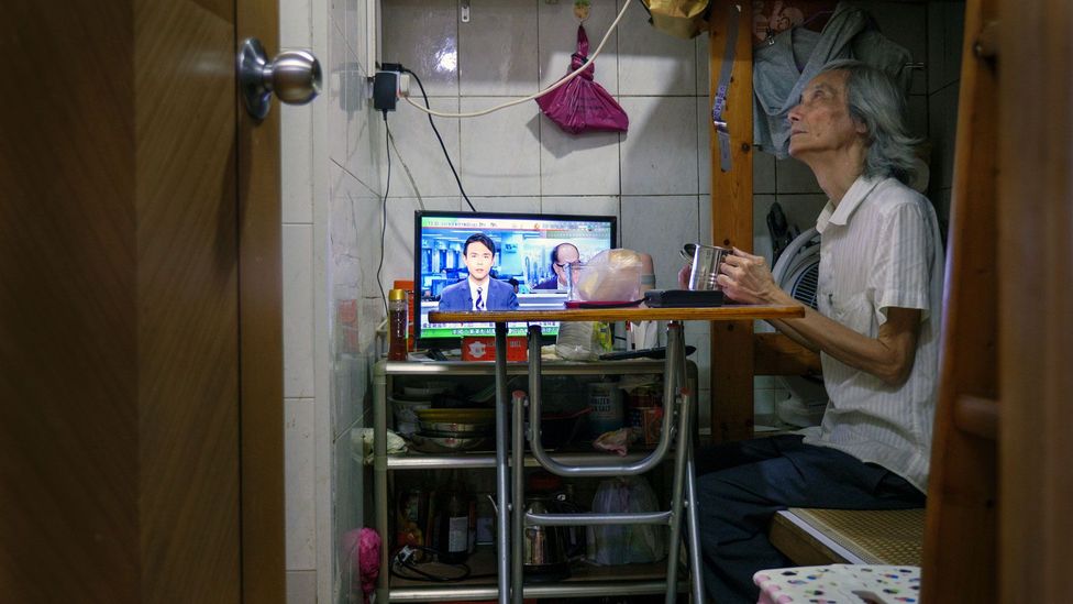 Ma Hoi-shing, 69, lives mostly separate from wife, Jin Guo Fei, 62. Ma's home, a 5.5-sq m flat, is challenging for Jin to live in due to health issues (Credit: Megumi Lim) Ma Hoi-shing, 69, lives mostly separate from wife, Jin Guo Fei, 62. Ma's home, a 5.5-sq m flat, is challenging for Jin to live in due to health issues (Credit: Megumi Lim)