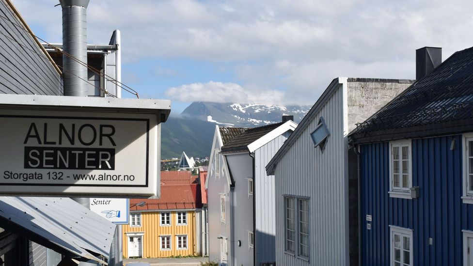 Tromsø’s Alnor Senter and Al Rahma mosques have opted to sync their congregations’ prayer schedule to sunrise and sunset in Mecca (Credit: Fortunato Salazar)