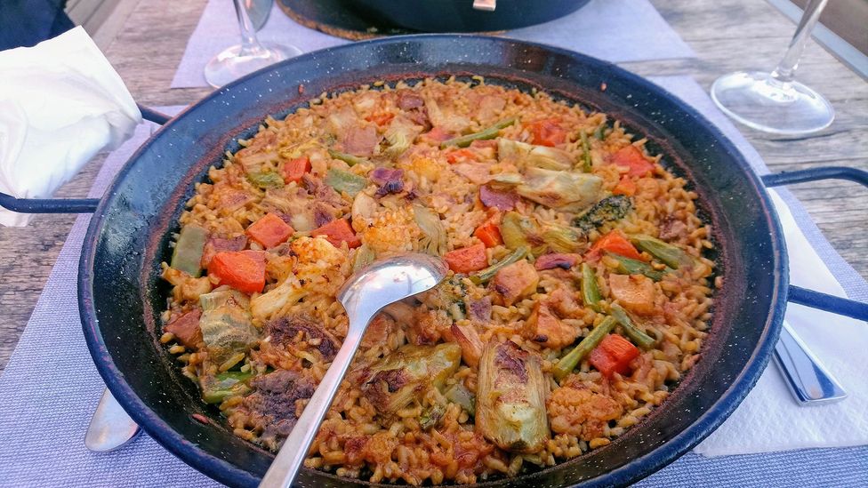 La Pepica is said to have invented two new types of paella, including a vegetarian variety for Spain's Queen Sofía (Credit: Esme Fox)