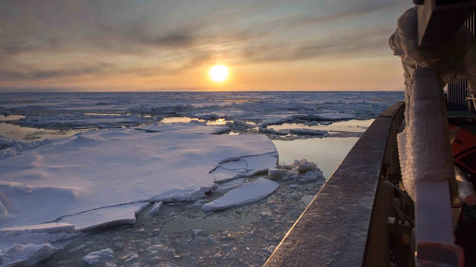 The sea ice in the region where the Mosaic mission have been searching has turned out to be much thinner than they were expecting (Credit: Sebastian Grote/AWI) The sea ice in the region where the Mosaic mission have been searching has turned out to be much thinner than they were expecting (Credit: Sebastian Grote/AWI)
