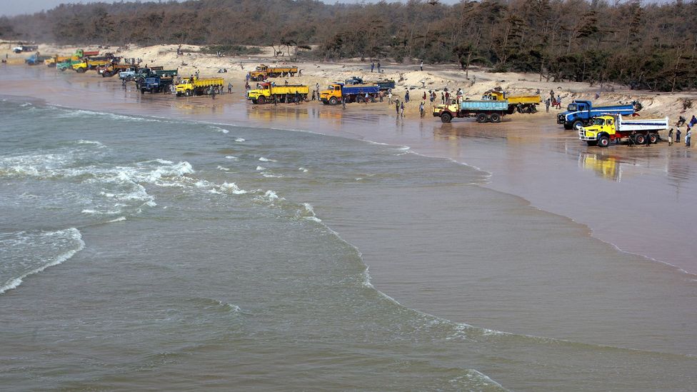 Criminal gangs have found that illegally extracting sand from beaches or quarries and selling it on the black market is a lucrative business (Credit: Getty Images)