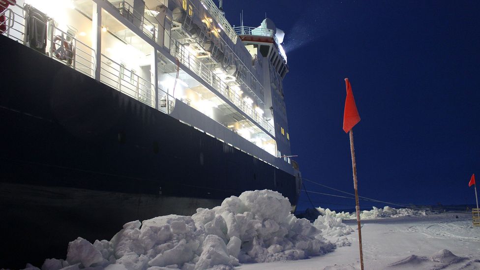 Blocks of ice build up at the side of Polarstern, a result of the ship crushing against the floe as it settles in (Credit: Martha Henriques) Blocks of ice build up at the side of Polarstern, a result of the ship crushing against the floe as it settles in (Credit: Martha Henriques)