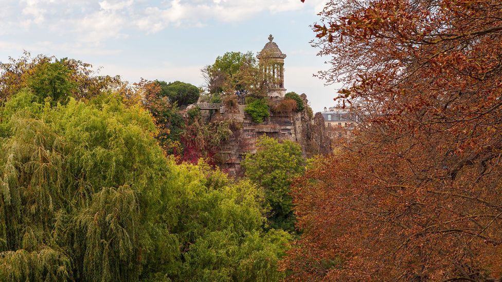 The Butte Bergeyre vineyard is hidden in a tiny district located next to Paris' Buttes-Chaumont Park (Credit: dmitriymoroz/Getty Images)