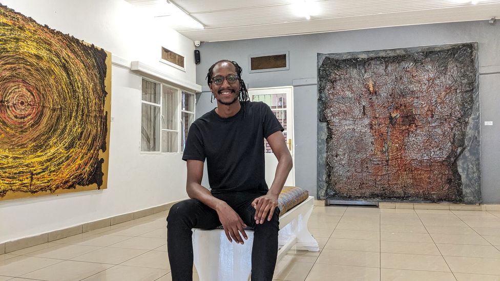 The local art scene in Kigali is flourishing, with many new galleries opening (Credit: Bert Archer)